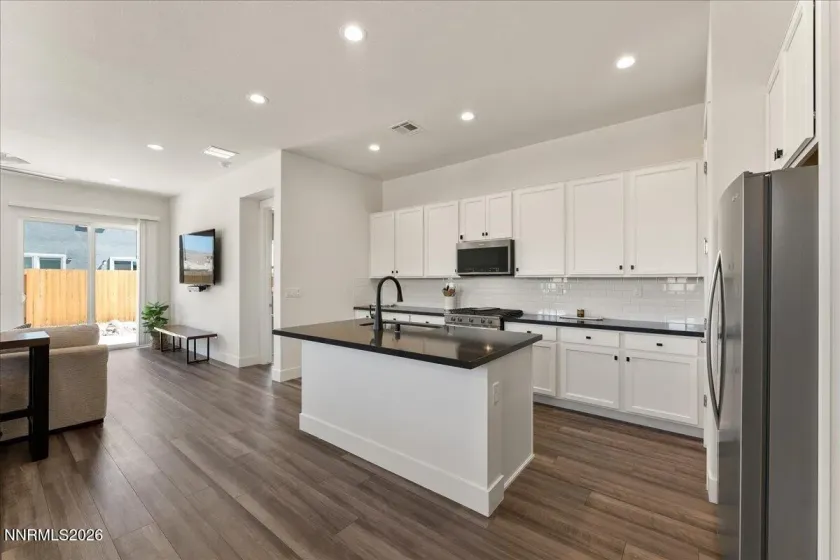 7732 Boulder Falls, Sparks, Nevada 89436, 3 Bedrooms Bedrooms, ,2 BathroomsBathrooms,Residential,Residential,Boulder Falls,0,260010882