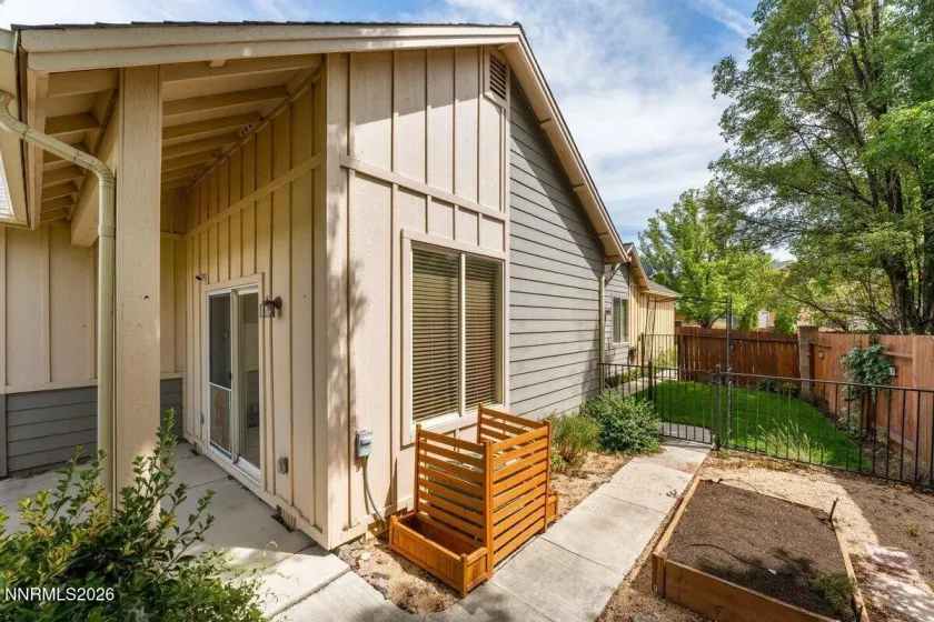 5627 Crescent Hill, Sparks, Nevada 89436, 2 Bedrooms Bedrooms, ,2 BathroomsBathrooms,Residential,Residential,Crescent Hill,0,260010883