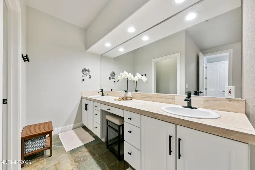 929 Northwood, Incline Village, Nevada 89451, 3 Bedrooms Bedrooms, ,3 BathroomsBathrooms,Residential,Residential,Northwood,0,260010885