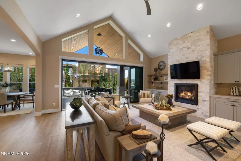 611 Silver Charm, Reno, Nevada 89511, 4 Bedrooms Bedrooms, ,4 BathroomsBathrooms,Residential,Residential,Silver Charm,0,260010887