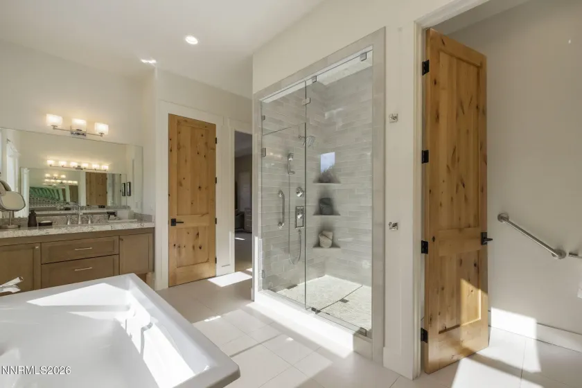 611 Silver Charm, Reno, Nevada 89511, 4 Bedrooms Bedrooms, ,4 BathroomsBathrooms,Residential,Residential,Silver Charm,0,260010887
