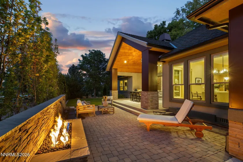 611 Silver Charm, Reno, Nevada 89511, 4 Bedrooms Bedrooms, ,4 BathroomsBathrooms,Residential,Residential,Silver Charm,0,260010887