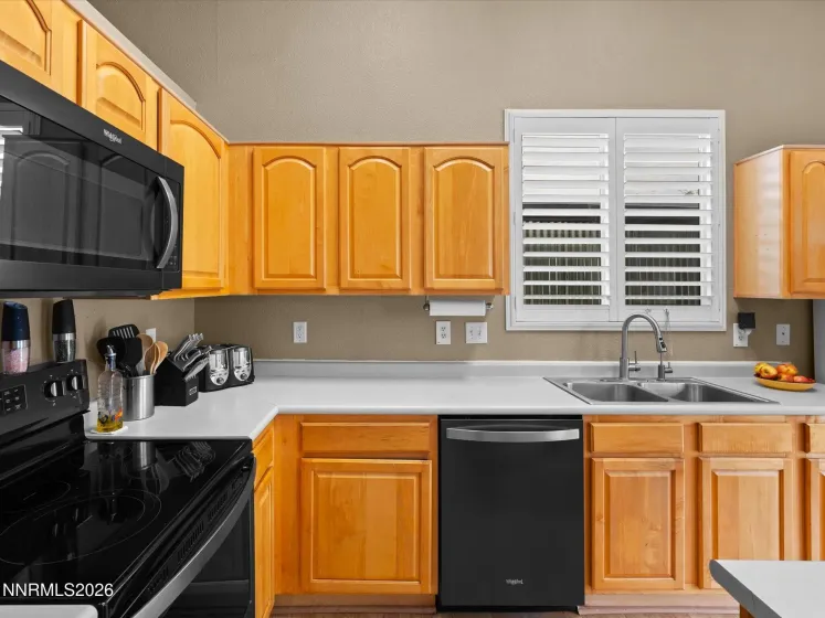 9275 Rising Moon, Reno, Nevada 89506, 4 Bedrooms Bedrooms, ,2 BathroomsBathrooms,Residential,Residential,Rising Moon,0,260010889