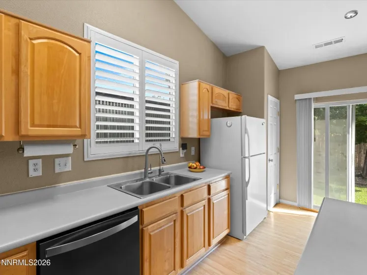 9275 Rising Moon, Reno, Nevada 89506, 4 Bedrooms Bedrooms, ,2 BathroomsBathrooms,Residential,Residential,Rising Moon,0,260010889
