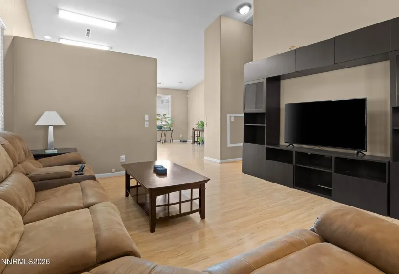 9275 Rising Moon, Reno, Nevada 89506, 4 Bedrooms Bedrooms, ,2 BathroomsBathrooms,Residential,Residential,Rising Moon,0,260010889