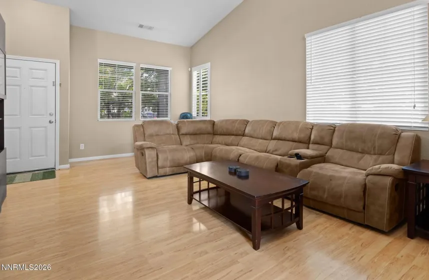 9275 Rising Moon, Reno, Nevada 89506, 4 Bedrooms Bedrooms, ,2 BathroomsBathrooms,Residential,Residential,Rising Moon,0,260010889
