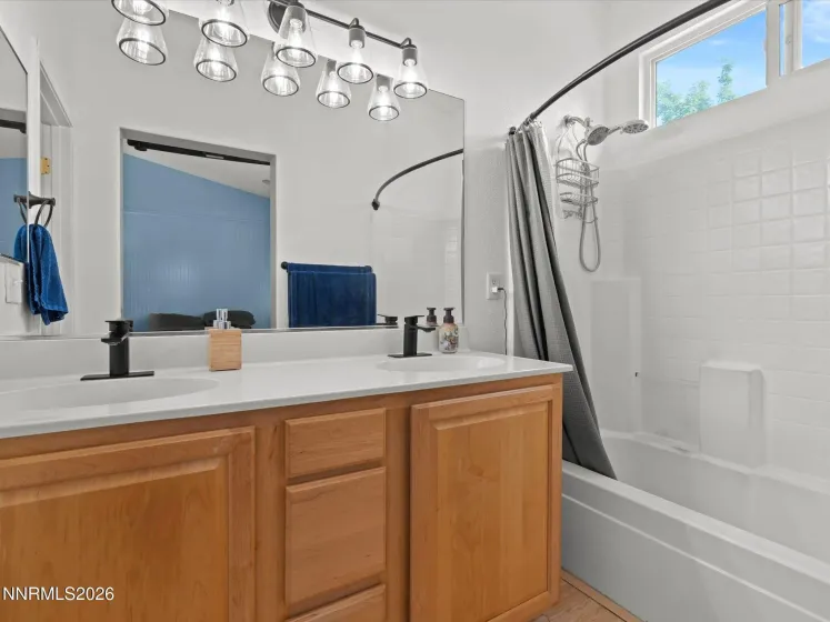 9275 Rising Moon, Reno, Nevada 89506, 4 Bedrooms Bedrooms, ,2 BathroomsBathrooms,Residential,Residential,Rising Moon,0,260010889