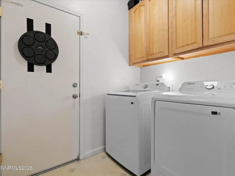 9275 Rising Moon, Reno, Nevada 89506, 4 Bedrooms Bedrooms, ,2 BathroomsBathrooms,Residential,Residential,Rising Moon,0,260010889
