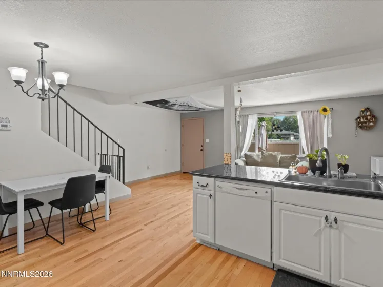 300 Allouette, Carson City, Nevada 89701, 2 Bedrooms Bedrooms, ,2 BathroomsBathrooms,Residential,Residential,Allouette,0,260010892