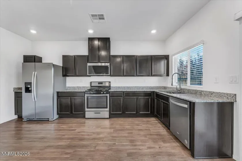 6609 Coyote Call, Sparks, Nevada 89436, 4 Bedrooms Bedrooms, ,3 BathroomsBathrooms,Residential,Residential,Coyote Call,0,260010894