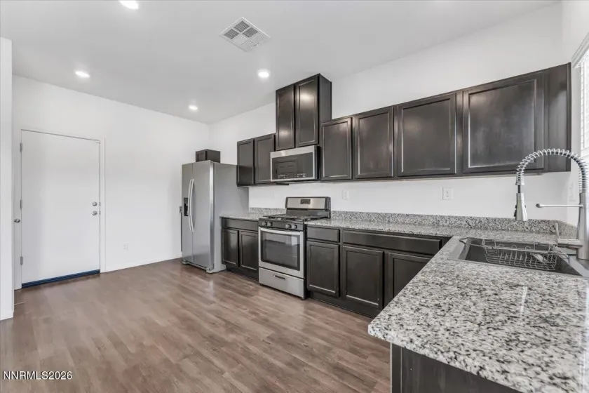 6609 Coyote Call, Sparks, Nevada 89436, 4 Bedrooms Bedrooms, ,3 BathroomsBathrooms,Residential,Residential,Coyote Call,0,260010894