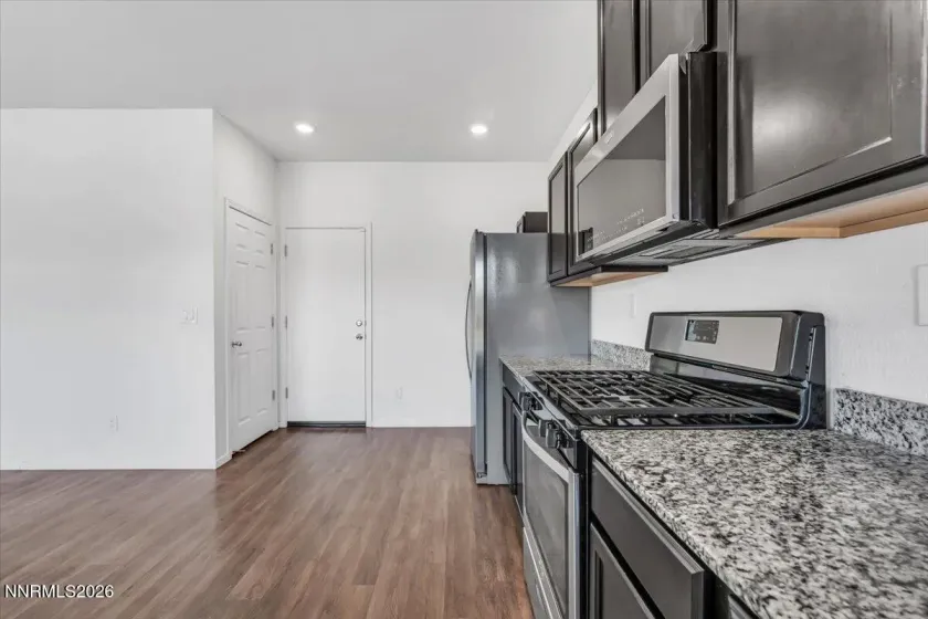 6609 Coyote Call, Sparks, Nevada 89436, 4 Bedrooms Bedrooms, ,3 BathroomsBathrooms,Residential,Residential,Coyote Call,0,260010894