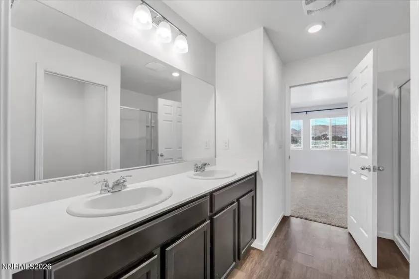 6609 Coyote Call, Sparks, Nevada 89436, 4 Bedrooms Bedrooms, ,3 BathroomsBathrooms,Residential,Residential,Coyote Call,0,260010894