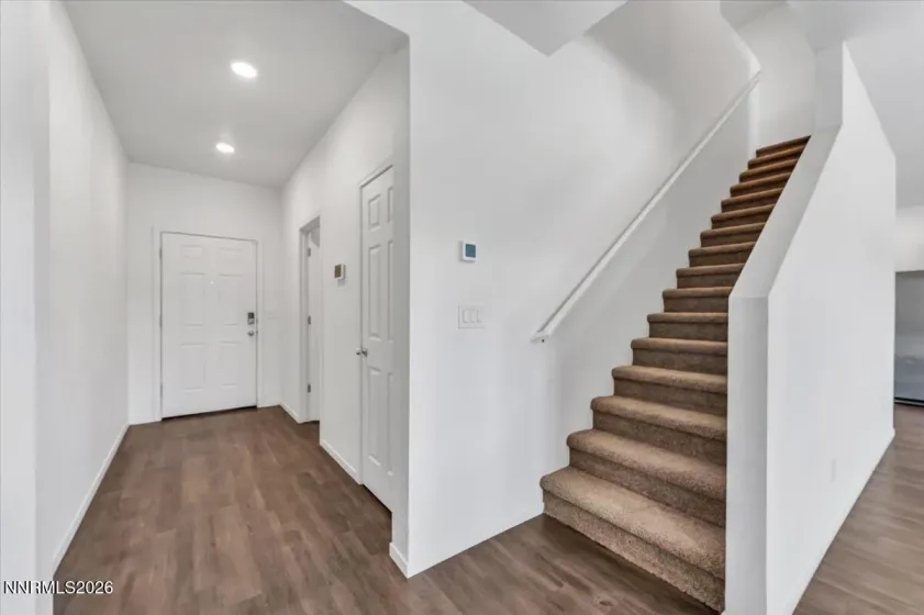 6609 Coyote Call, Sparks, Nevada 89436, 4 Bedrooms Bedrooms, ,3 BathroomsBathrooms,Residential,Residential,Coyote Call,0,260010894