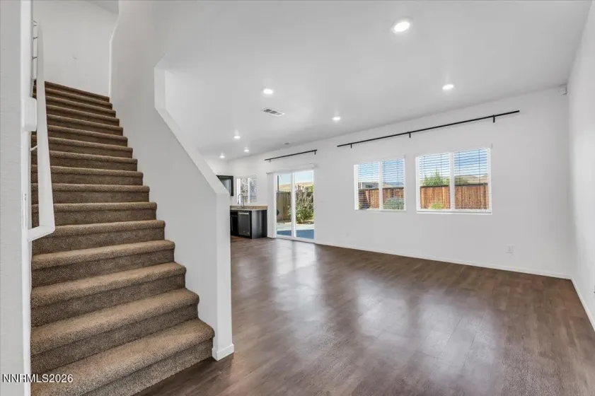 6609 Coyote Call, Sparks, Nevada 89436, 4 Bedrooms Bedrooms, ,3 BathroomsBathrooms,Residential,Residential,Coyote Call,0,260010894