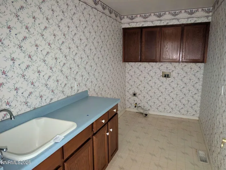 2024 Stephen, Carson City, Nevada 89703, 3 Bedrooms Bedrooms, ,2 BathroomsBathrooms,Residential,Residential,Stephen,0,260010896