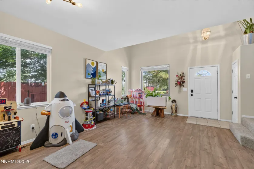 5440 Montego, Reno, Nevada 89523, 4 Bedrooms Bedrooms, ,3 BathroomsBathrooms,Residential,Residential,Montego,0,260010901