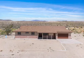 13736 Carson, Fallon, Nevada 89406, 4 Bedrooms Bedrooms, ,3 BathroomsBathrooms,Residential,Residential,Carson,0,260010900 13736 Carson, Fallon, Nevada 89406, 4 Bedrooms Bedrooms, ,3 BathroomsBathrooms,Residential,Residential,Carson,0,260010900