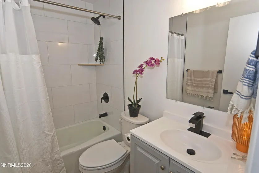 172 Lake Glen, Carson City, Nevada 89703, 2 Bedrooms Bedrooms, ,2 BathroomsBathrooms,Residential,Residential,Lake Glen,0,260010904
