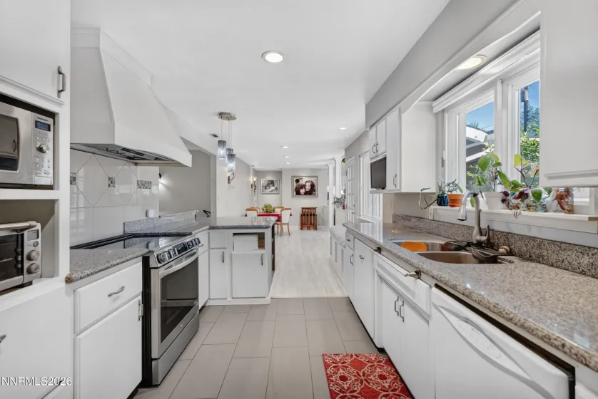 11075 Orchard Hill, Reno, Nevada 89511, 3 Bedrooms Bedrooms, ,2 BathroomsBathrooms,Residential,Residential,Orchard Hill,0,260010906