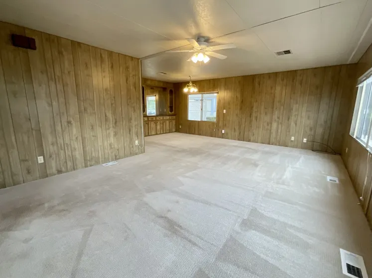 45 Eureka Drive, Carson City, Nevada 89706, 2 Bedrooms Bedrooms, 9 Rooms Rooms,2 BathroomsBathrooms,Manufactured,Residential,Eureka,0,260010909