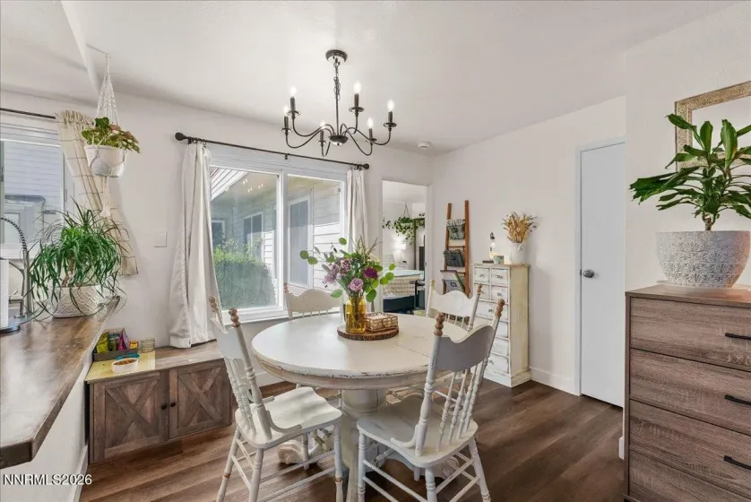 2118 Roundhouse, Sparks, Nevada 89431, 2 Bedrooms Bedrooms, ,2 BathroomsBathrooms,Residential,Residential,Roundhouse,0,260010912