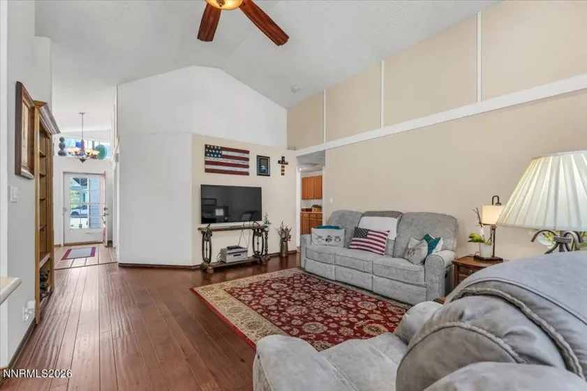 4401 Garratt, Sparks, Nevada 89436, 3 Bedrooms Bedrooms, ,2 BathroomsBathrooms,Residential,Residential,Garratt,0,260010913