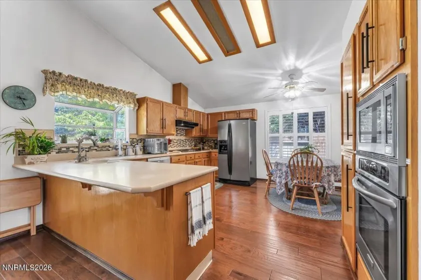 4401 Garratt, Sparks, Nevada 89436, 3 Bedrooms Bedrooms, ,2 BathroomsBathrooms,Residential,Residential,Garratt,0,260010913