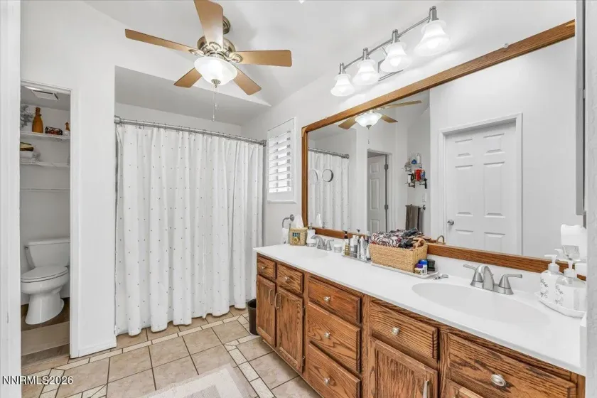 4401 Garratt, Sparks, Nevada 89436, 3 Bedrooms Bedrooms, ,2 BathroomsBathrooms,Residential,Residential,Garratt,0,260010913