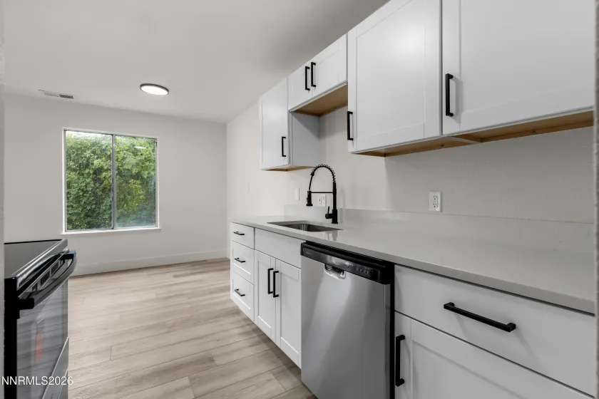 1539 Delucchi, Reno, Nevada 89502, 2 Bedrooms Bedrooms, ,1 BathroomBathrooms,Residential,Residential,Delucchi,0,260010920