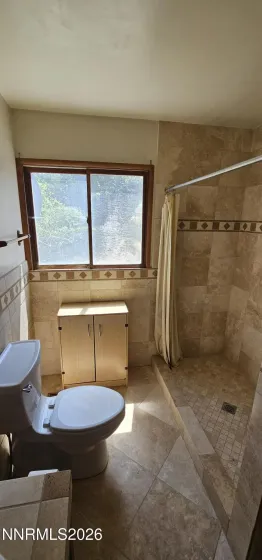 2nd Bathroom