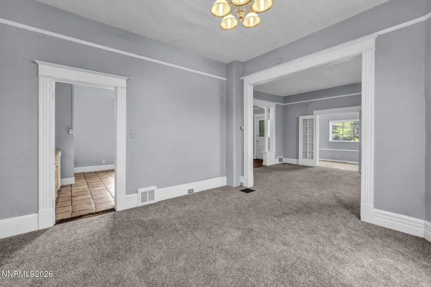 363 Roberts, Reno, Nevada 89502, ,2 BathroomsBathrooms,Residential Income,Residential,Roberts,0,260010922