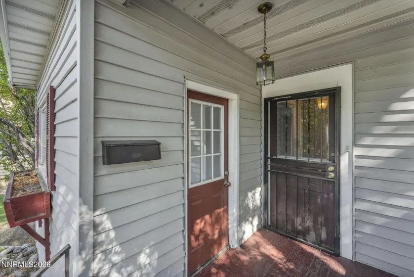 363 Roberts, Reno, Nevada 89502, ,2 BathroomsBathrooms,Residential Income,Residential,Roberts,0,260010922