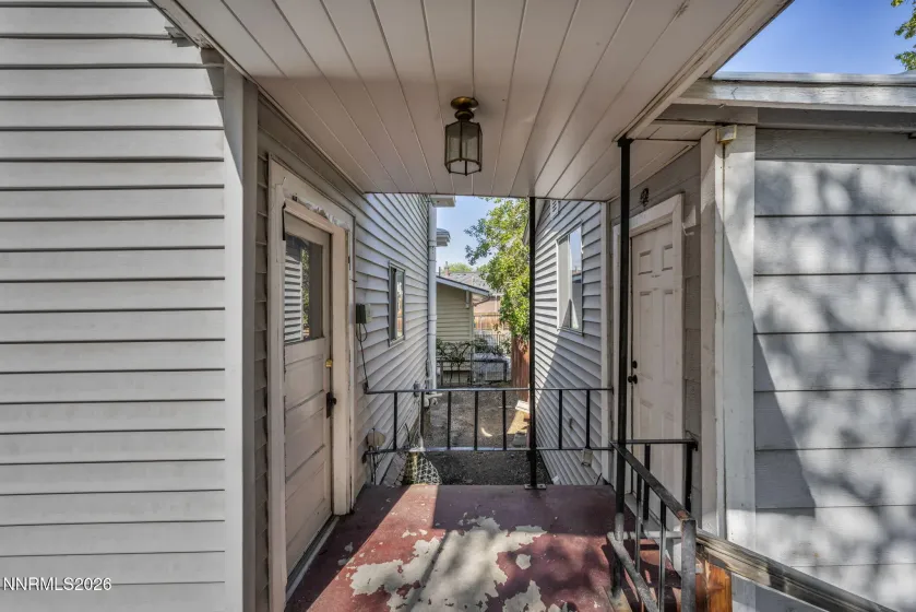 363 Roberts, Reno, Nevada 89502, ,2 BathroomsBathrooms,Residential Income,Residential,Roberts,0,260010922