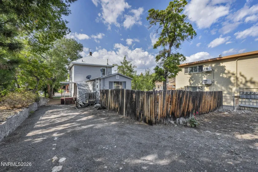 363 Roberts, Reno, Nevada 89502, ,2 BathroomsBathrooms,Residential Income,Residential,Roberts,0,260010922