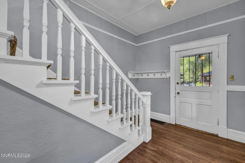 363 Roberts, Reno, Nevada 89502, ,2 BathroomsBathrooms,Residential Income,Residential,Roberts,0,260010922