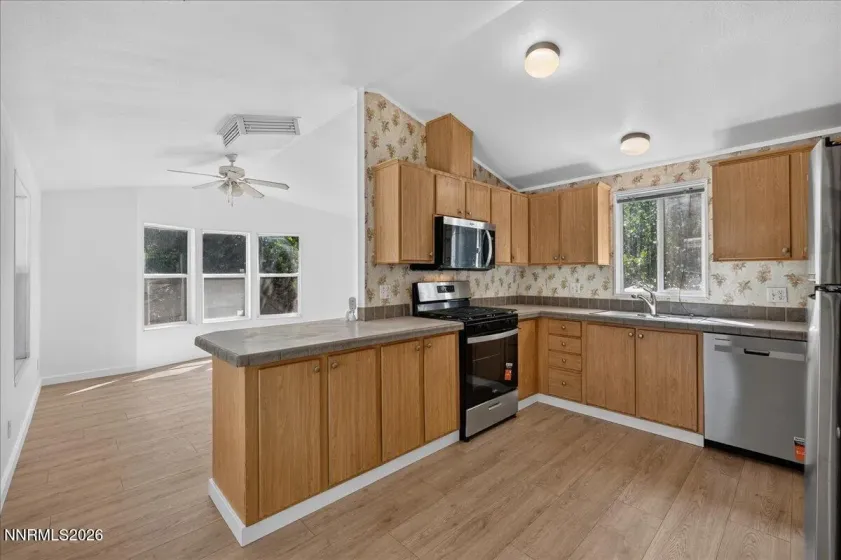 176 Crescent, Stateline, Nevada 89449, 2 Bedrooms Bedrooms, ,2 BathroomsBathrooms,Residential,Residential,Crescent,0,260010923