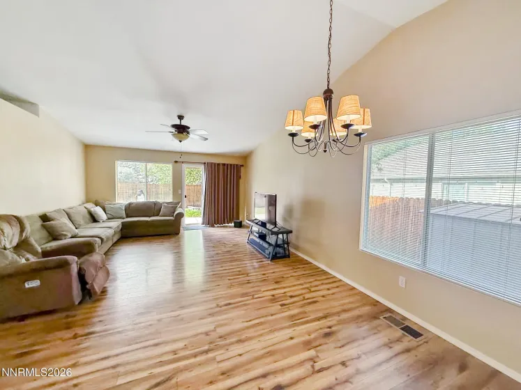 4735 Goodwin, Sparks, Nevada 89436, 3 Bedrooms Bedrooms, ,2 BathroomsBathrooms,Residential,Residential,Goodwin,0,260010924