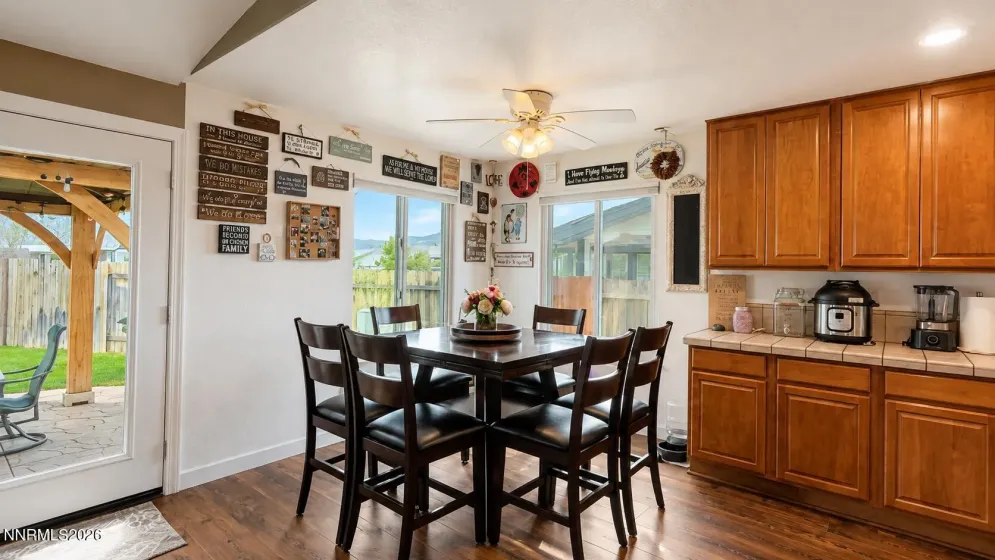 1415 Talking Sparrow, Sparks, Nevada 89441, 5 Bedrooms Bedrooms, ,3 BathroomsBathrooms,Residential,Residential,Talking Sparrow,0,260010926