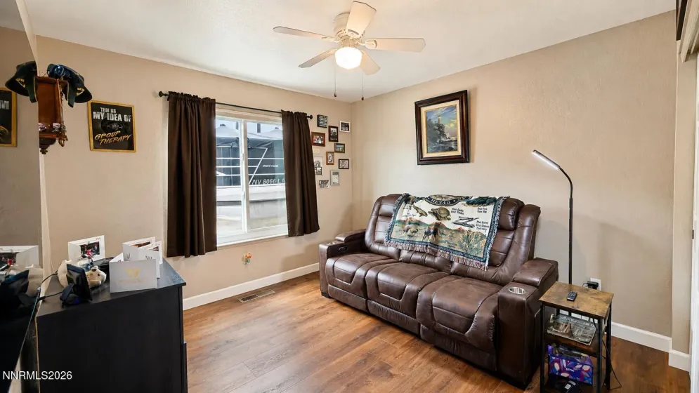 1415 Talking Sparrow, Sparks, Nevada 89441, 5 Bedrooms Bedrooms, ,3 BathroomsBathrooms,Residential,Residential,Talking Sparrow,0,260010926