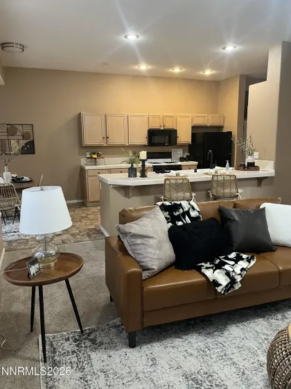 7874 Tormes, Sparks, Nevada 89436, 3 Bedrooms Bedrooms, ,2 BathroomsBathrooms,Residential,Residential,Tormes,0,260010930