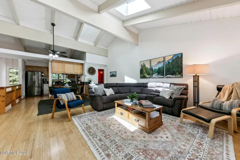 321 Ski, Incline Village, Nevada 89451, 3 Bedrooms Bedrooms, ,3 BathroomsBathrooms,Residential,Residential,Ski,0,260010932