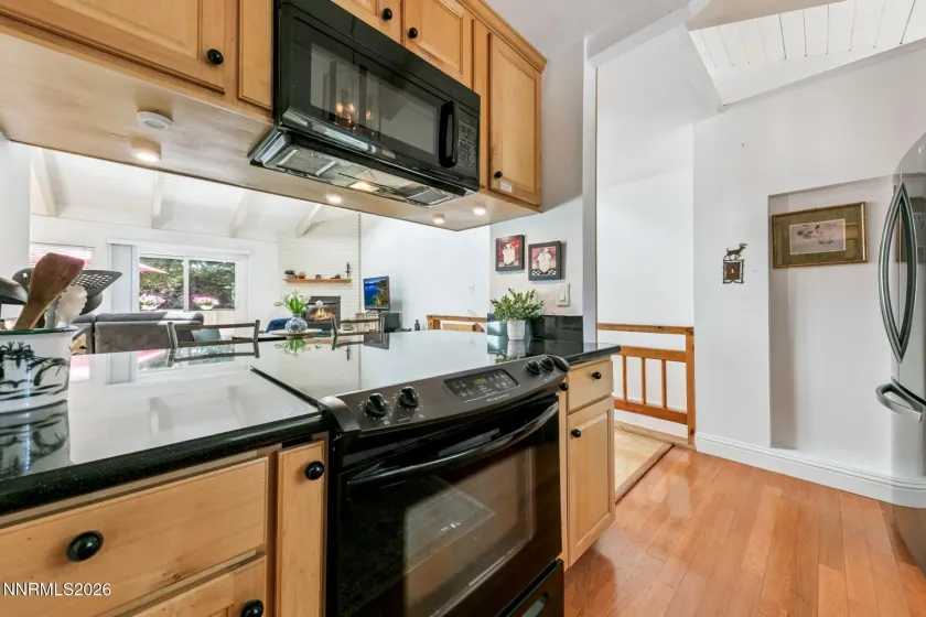 321 Ski, Incline Village, Nevada 89451, 3 Bedrooms Bedrooms, ,3 BathroomsBathrooms,Residential,Residential,Ski,0,260010932