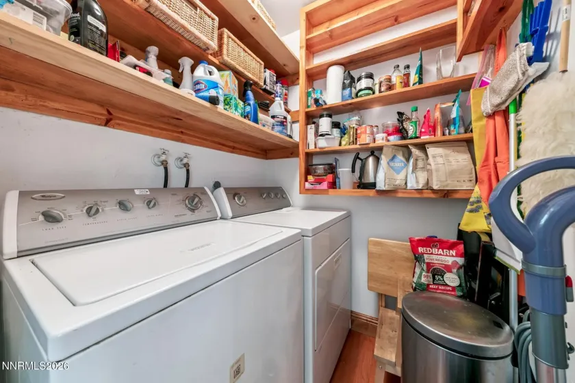 321 Ski, Incline Village, Nevada 89451, 3 Bedrooms Bedrooms, ,3 BathroomsBathrooms,Residential,Residential,Ski,0,260010932