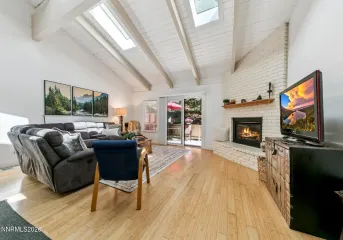 321 Ski, Incline Village, Nevada 89451, 3 Bedrooms Bedrooms, ,3 BathroomsBathrooms,Residential,Residential,Ski,0,260010932 321 Ski, Incline Village, Nevada 89451, 3 Bedrooms Bedrooms, ,3 BathroomsBathrooms,Residential,Residential,Ski,0,260010932
