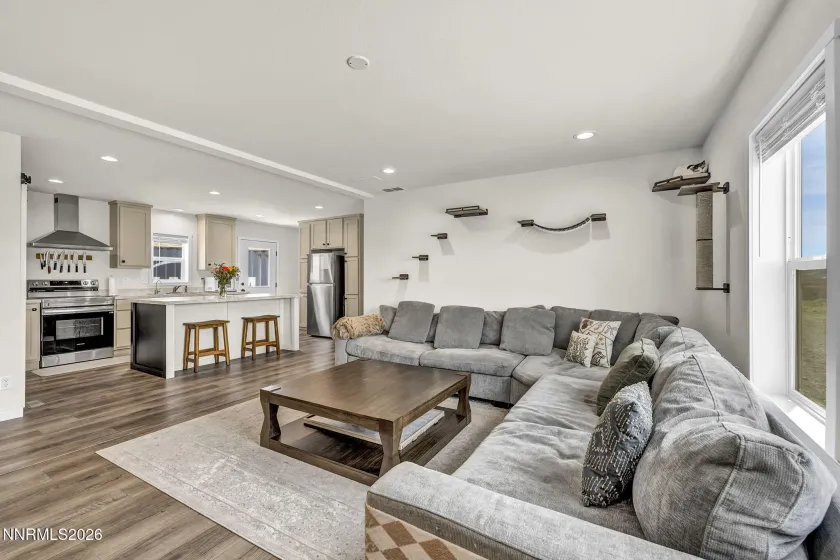 5450 Pasture View, Reno, Nevada 89510, 3 Bedrooms Bedrooms, ,2 BathroomsBathrooms,Residential,Residential,Pasture View,0,260010935