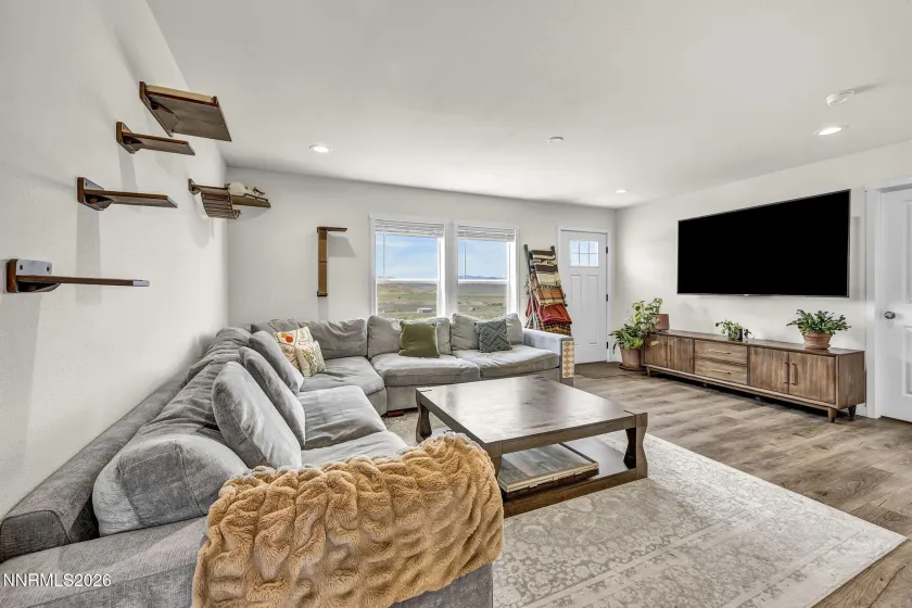 5450 Pasture View, Reno, Nevada 89510, 3 Bedrooms Bedrooms, ,2 BathroomsBathrooms,Residential,Residential,Pasture View,0,260010935