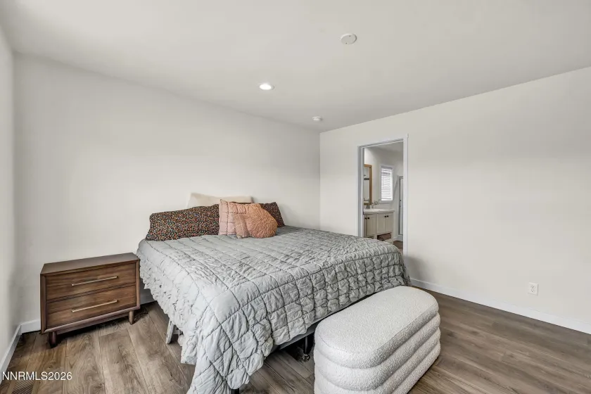 5450 Pasture View, Reno, Nevada 89510, 3 Bedrooms Bedrooms, ,2 BathroomsBathrooms,Residential,Residential,Pasture View,0,260010935