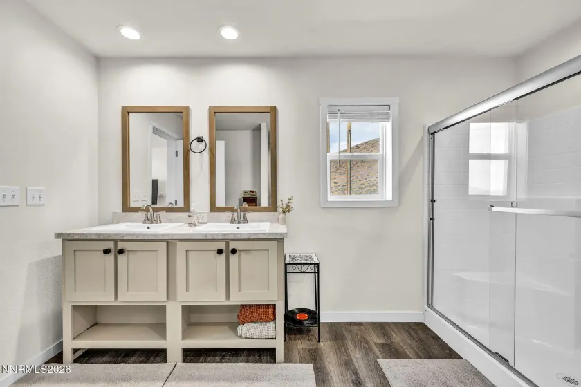 5450 Pasture View, Reno, Nevada 89510, 3 Bedrooms Bedrooms, ,2 BathroomsBathrooms,Residential,Residential,Pasture View,0,260010935