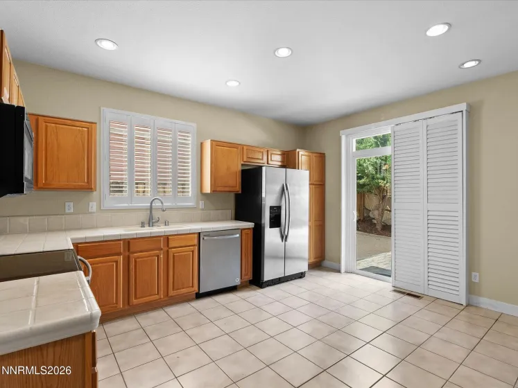 2348 Sapphire Ridge, Reno, Nevada 89523, 3 Bedrooms Bedrooms, ,3 BathroomsBathrooms,Residential,Residential,Sapphire Ridge,0,260010941
